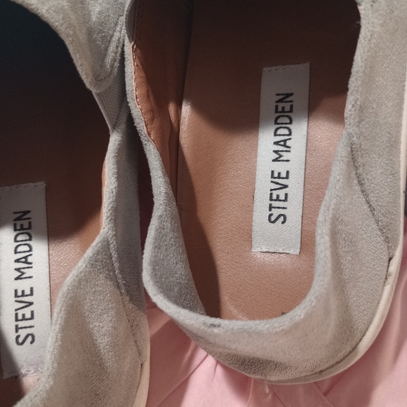 Steve Madden size 8 1/2  slide on slip on comfortable shoe - Picture 4 of 5